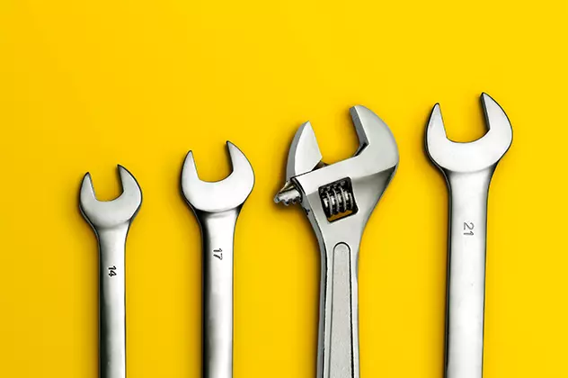 multiple wrench