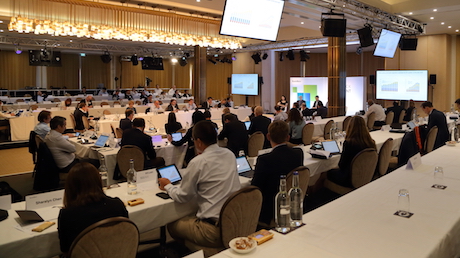 攻守兼貝 多元資產再進化