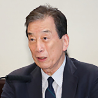黒川 清 氏