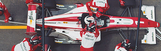 F1ピット作業中の画像