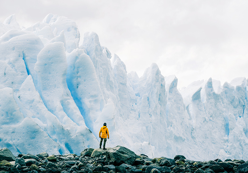 Man in front of mountain