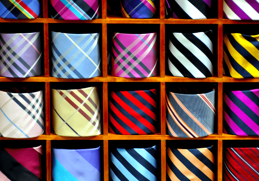 Multi color tie box