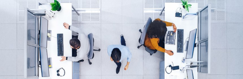 Büroarbeiter in einem Büro