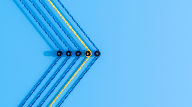 Arrows pointing to the right