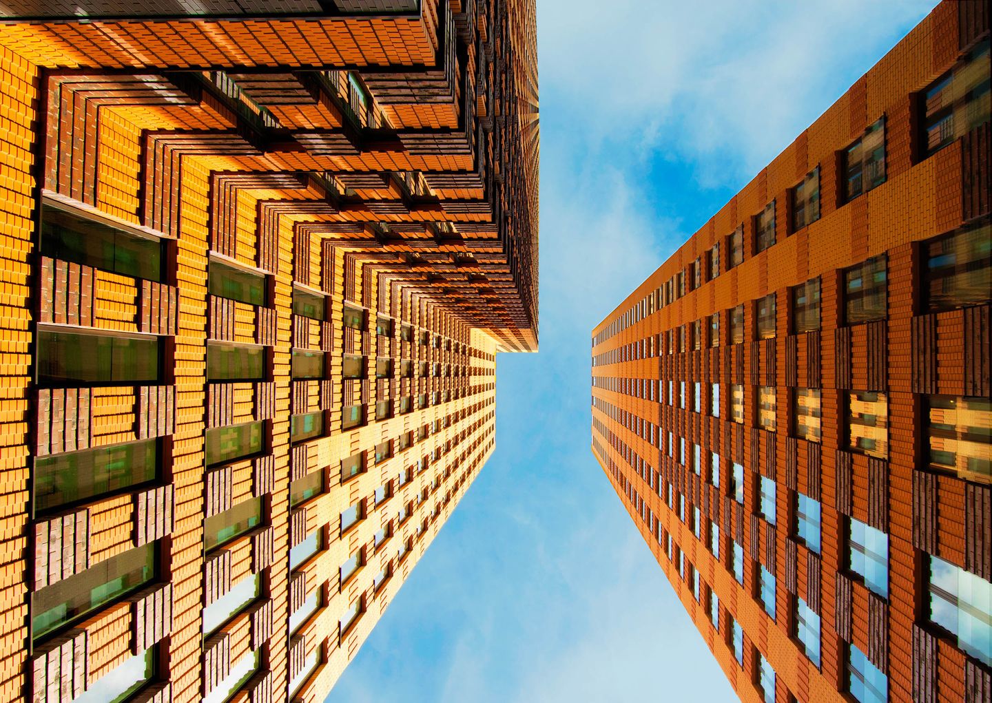 Amsterdam Symphony: twin towers by Architecten Cie in the Zuidas area, Amsterdam's financial district.