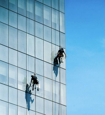 two building painters