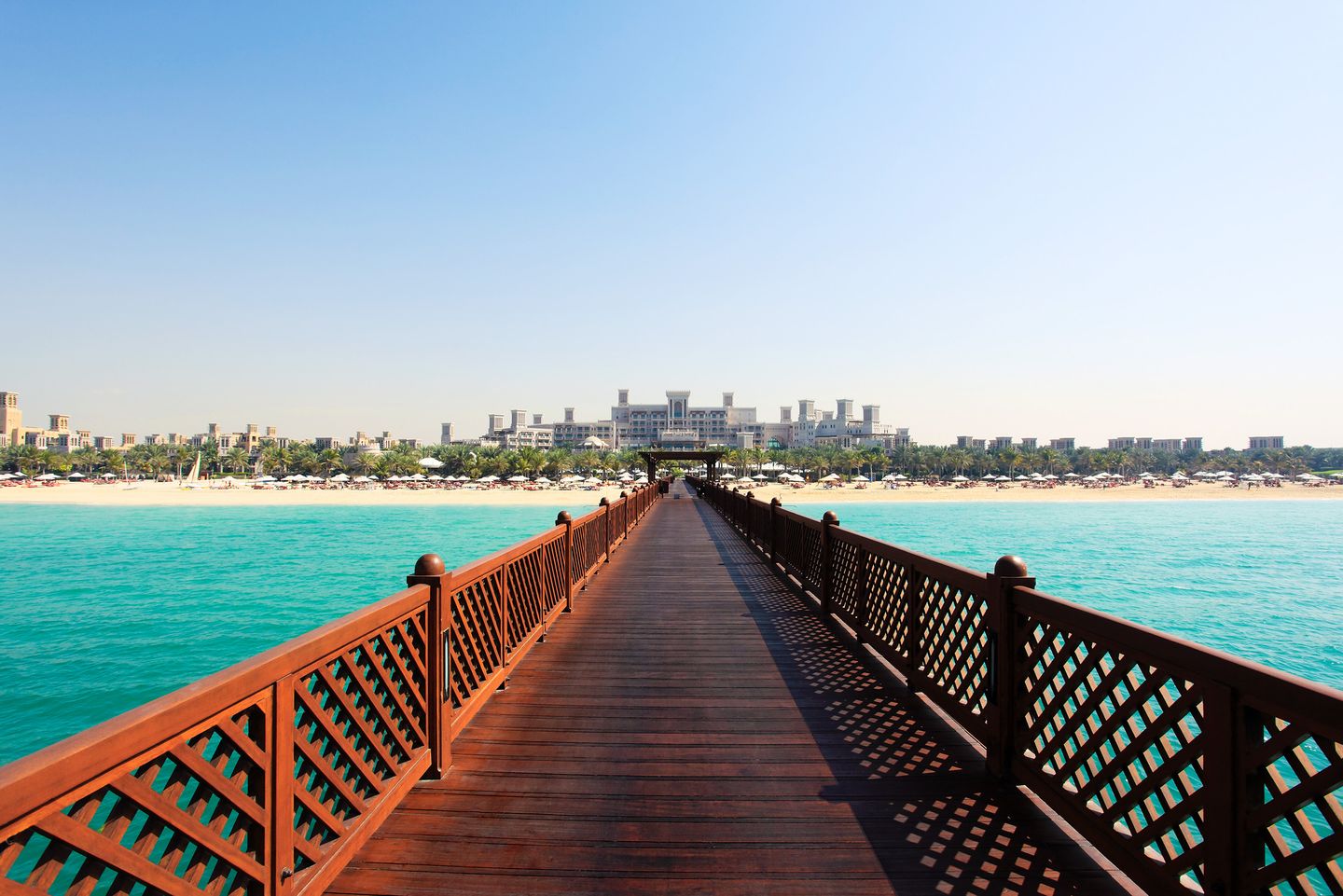 Wood bridge over ocean, front of Madinat Jumeirah Resort 