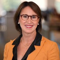 Headshot of Carrie King, Global CIO of BlackRock Fundamental Equities